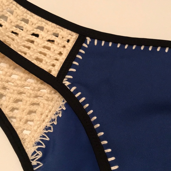 Victoria’s Secret crochet hipster bikini bottoms - Picture 2 of 5